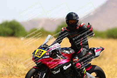 media/Apr-30-2023-CRA (Sun) [[020fcf5d43]]/Race 3-1000 Amateur Supersport/